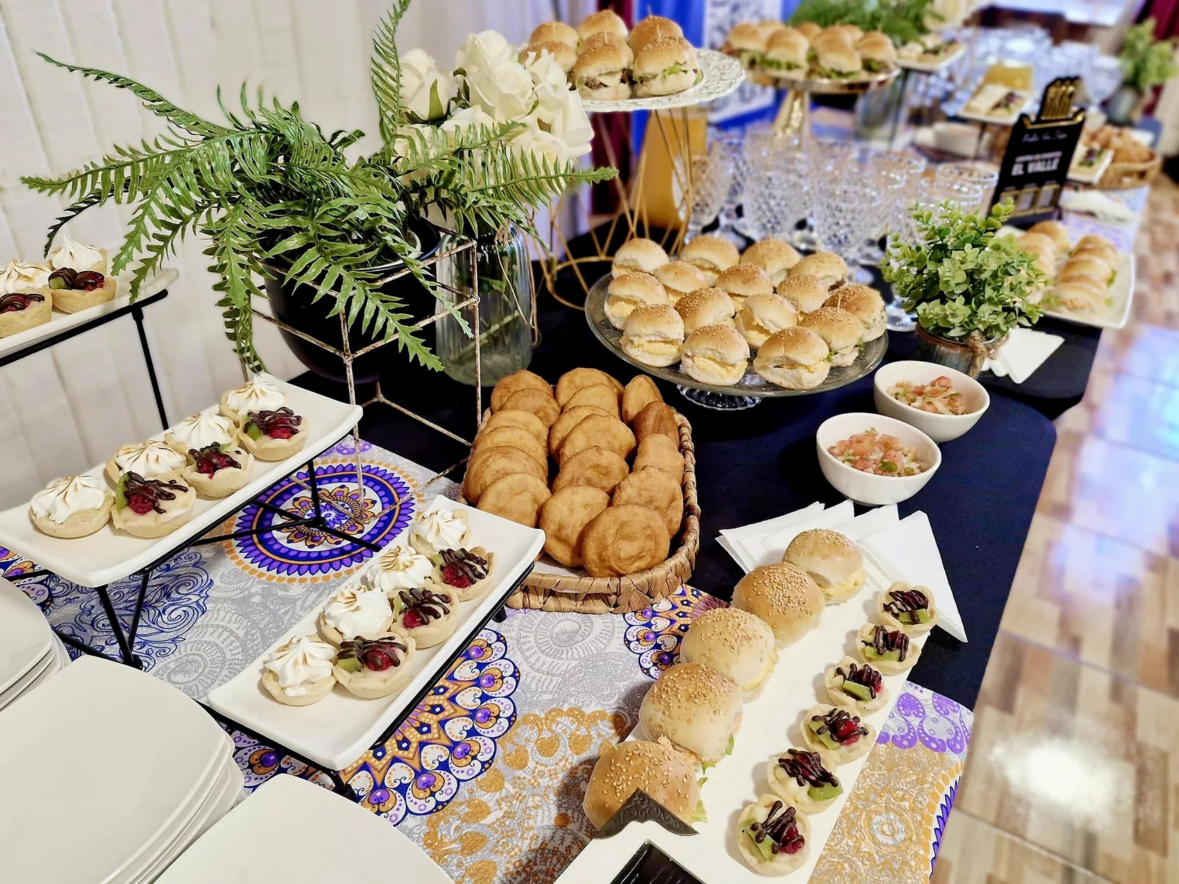 Servicios de banquetería y eventos de Picoteo Sin Culpa en Angol
