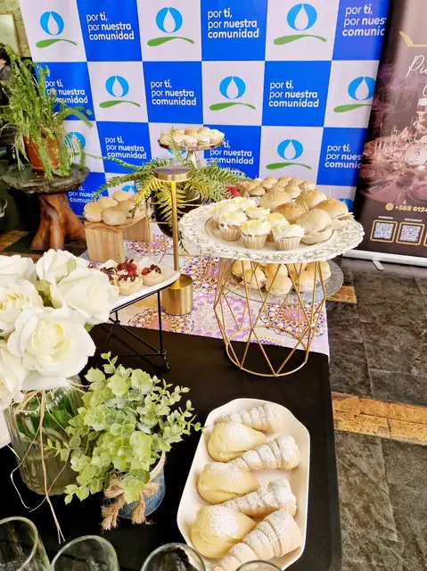 Montaje de banquetería para coffee break